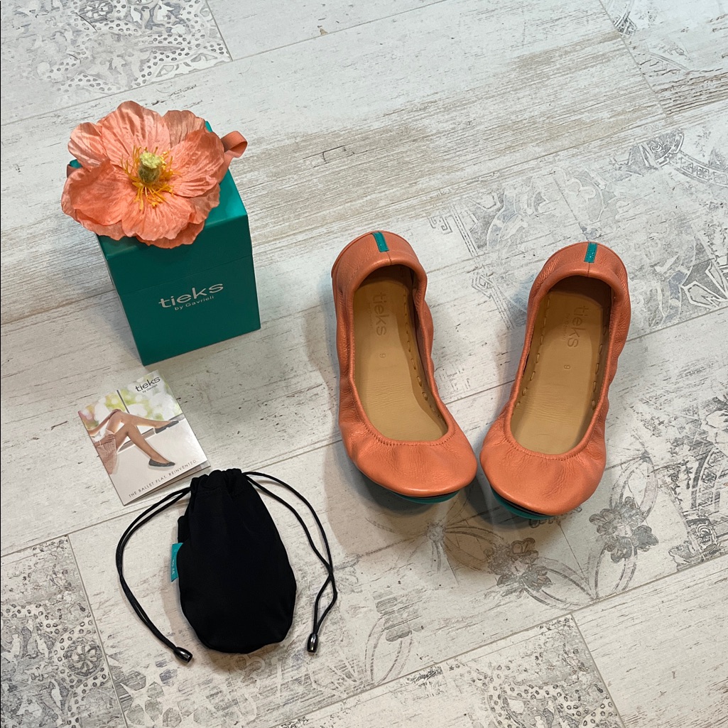 Tieks Limited Edition Peach Poppy Ballet Flats New In Box Size 9